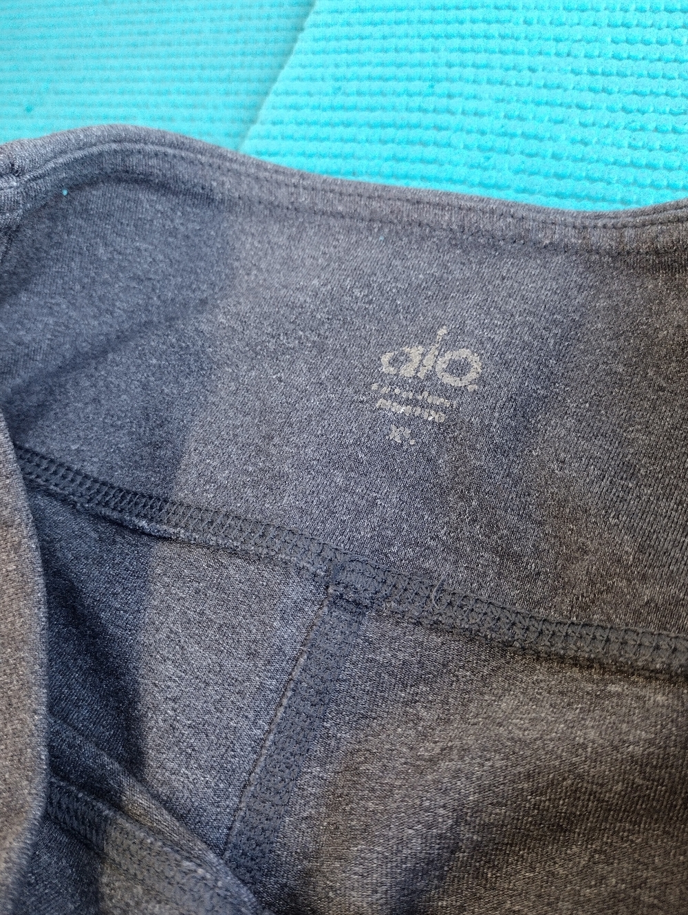 Alo Yoga Low Waist Moto Ribbed Mesh Panel Leggings Gray Size XS - Picture 8 of 13